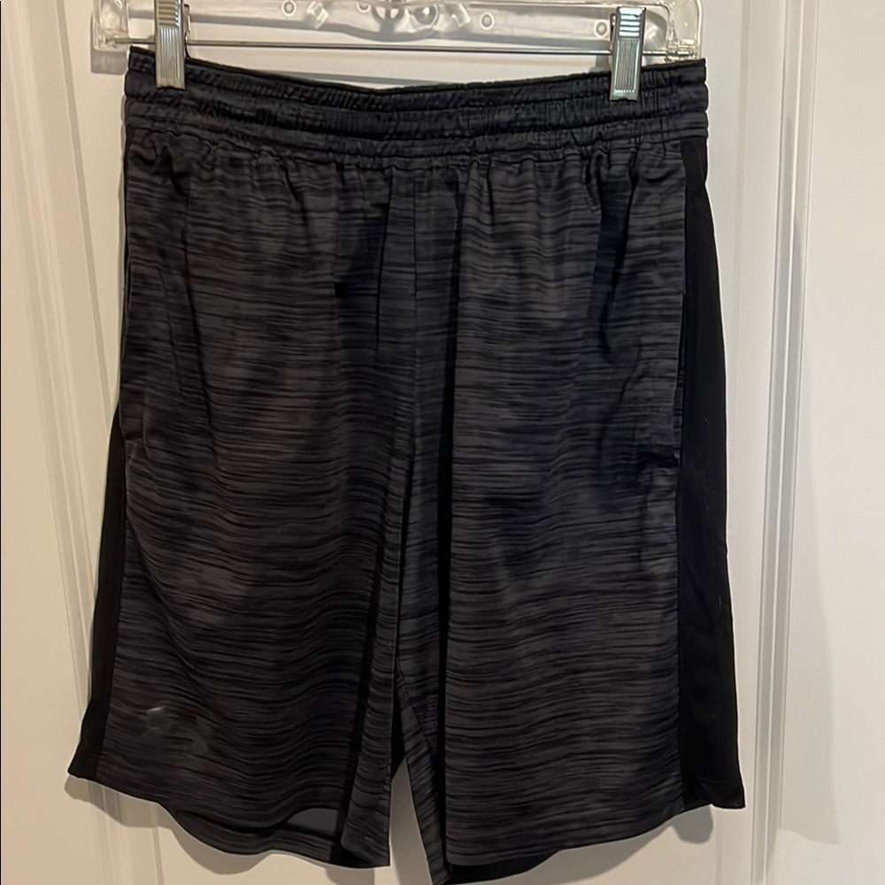 Under Armour Men's Black Athletic Shorts